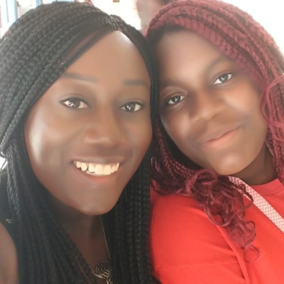 Meet your Posher, Sasha - Picture 7 of 8